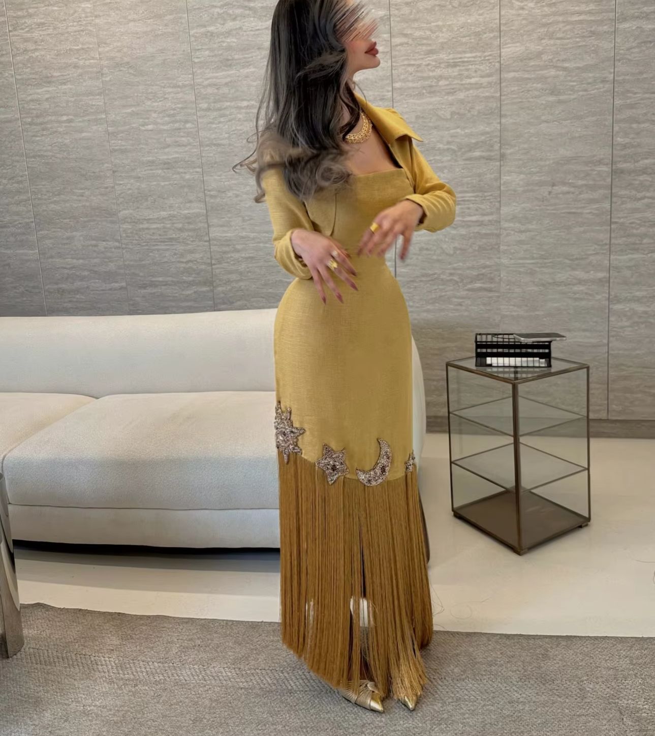Eleganckie, szyte na miarę suk – Embroidery Yellow Dress recenzja i cena